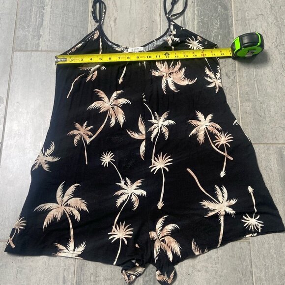Z Supply Tiki Tropical Palm Tree Romper One Piece Lounge Jumpsuit Black Sz Large - Picture 7 of 10